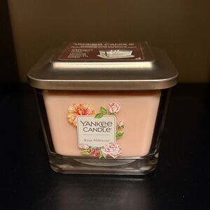 Yankee Candle Rose Hibiscus 12.25oz